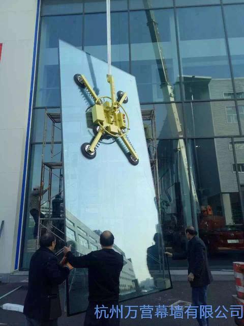 大众4S店玻璃更换